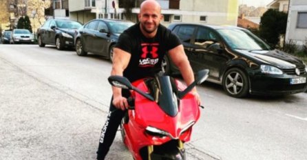 POMAHNITALI UBICA NE MIRUJE: Na Instagramu objavio fotografiju sa ženom i djetetom