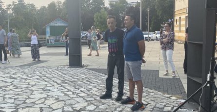 Davor Dragičević stigao u Gradačac kako bi podržao proteste zbog ubistava