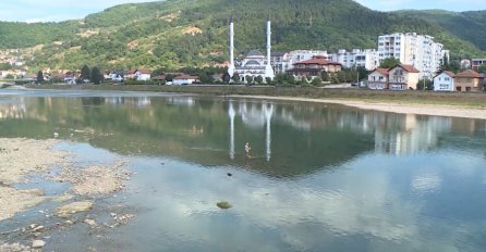 Goraždanin postavljao skrivene kamere u ženske toalete i kuću u kojoj je radio