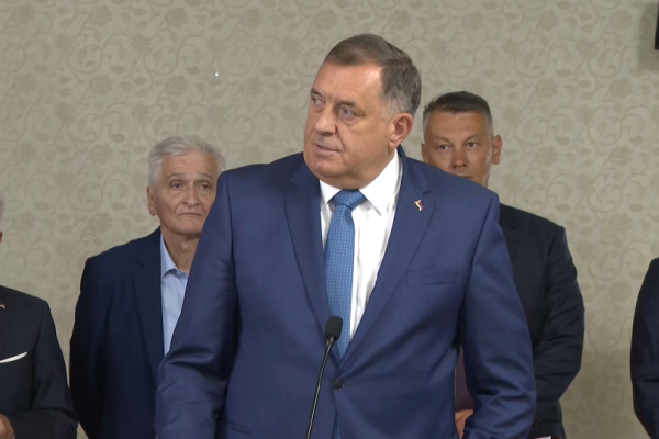 Dodik se ponovo obrušio na BiH i vrijeđao Britance, Amerikance i Nijemce: 'Imamo glavnog Rudonju…'