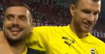 SNIMAK O KOJEM PRIČA CIJELI BALKAN: Bosanac i Srbijanac u zagrljaju poslije utakmice (VIDEO)