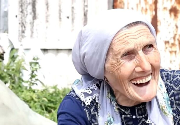 75 GODINA JEDEM ISTI OBROK, MESO DA PROBAM, NEMA GOVORA: Ova Bosanka puca od snage, a njenom mužu se PLAČE zbog 1 stvari