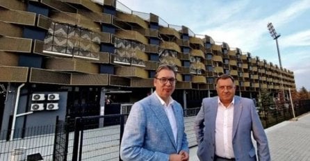 Dodik sa Vučićem obišao novoizgrađeni stadion u Leskovcu: Uspjeh Srbije doživljavam kao svoj