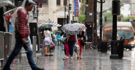 U Italiji snažno nevrijeme i oluja nosili krovove