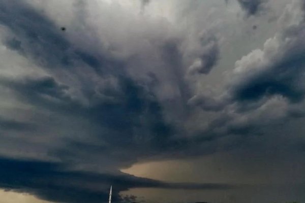 PONOVO NAM STIŽE SUPERĆELIJSKA OLUJA: Meteorolog objavio kada i koji dijelovi su na udaru