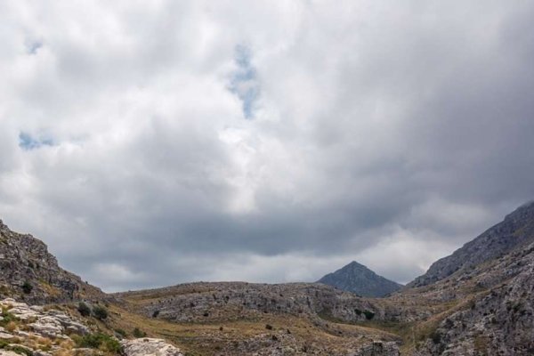 DANAS SE OČEKUJU PLJUSKOVI I GRMLJAVINA: Evo koji dijelovi zemlje su na udaru!