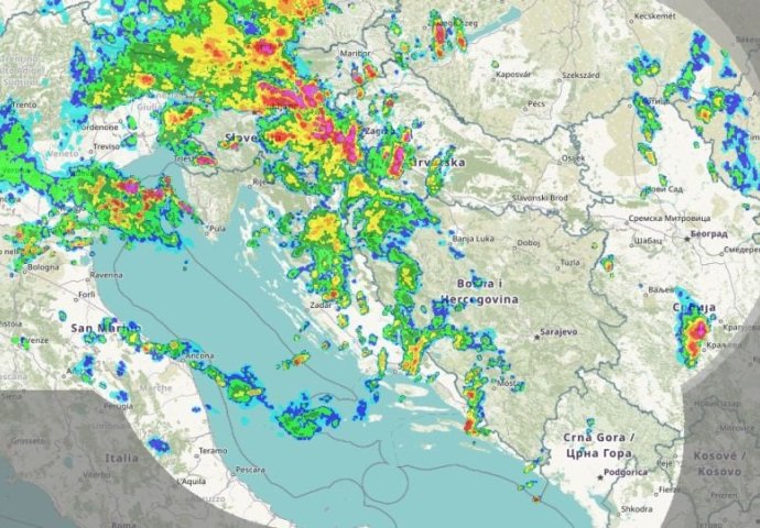 PRATITE UŽIVO: Nevrijeme stiglo u Hrvatsku, evo kada stiže I U NAŠU ZEMLJU