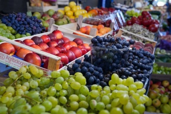 IZDATO UPOZORENJE KUPCIMA: Ne kupujte ovo voće uvezeno iz Srbije, sadrži pesticid koji oštećuje mozak!