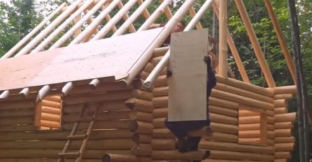 SAGRADILI KOLIBU KORISTEĆI SAMO TESTERU I SJEKIRU: Trebalo im je 2 i po godine ali sada žive u RAJU