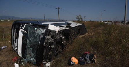 Detalji nesreće u Grčkoj: Vozač automobila zaspao za volanom i udario u autobus iz Niša