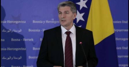 Mehmedović o državnoj imovini: Gospodine Šmit, jeste li vi uopće dobronamjerni prema BiH?