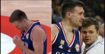 NEVJEROVATNI TRENUCI AVRAMOVIĆA: Pomolio se prije kraja utakmica, pa se slomio kada je ovaj čovjek ušao na teren (VIDEO)