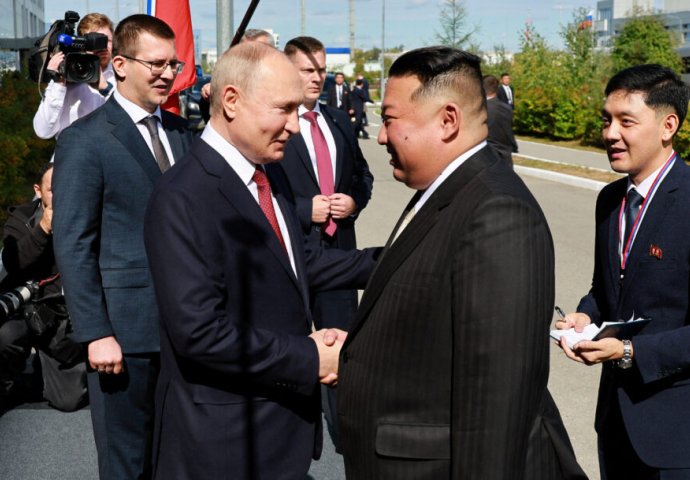 Sastali se Putin i Kim Jong-un: “Drago mi je što te vidim” (VIDEO)