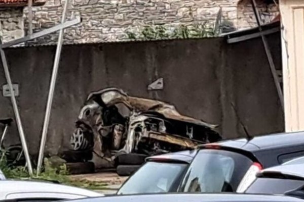 Tragedija u Hrvatskoj: Nakon saobraćajne nesreće u automobilu izgorila braća od 12 i 19 godina