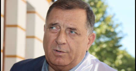 Dodik: Tragamo za licima u OHR-u koji su uputili zahtjev za izdavanje pasoša Šmitu i onim u MVP-u koji su ga potpisali