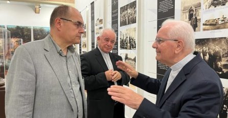 Schmidt ipak otišao u Banjaluku, sastao se sa biskupom Komaricom: EVO O ČEMU SU RAZGOVARALI