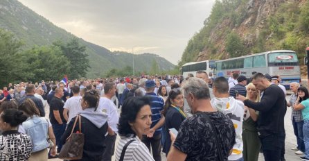 U Lapišnici počinje novi protest podrške za Dodika i Lukića (FOTO)