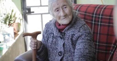 BAKU (92) LIJEČILI OD RAKA, A ONDA SU POGLEDALI SNIMAK I SLEDILI SE: U stomaku je 60 godina nosila nešto JEZIVO! Postala je FENOMEN