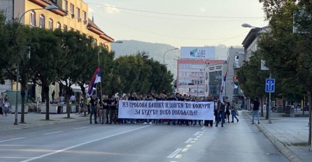 U Banjaluci skup građana za ubijene Srbe na Kosovu (FOTO)