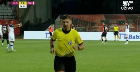 SKANDAL NA TUŠNJU: Sudija Dražen Marić prekinuo meč, tražio da se skloni transparent posvećen ARBiH s tribina, Fukare odbile