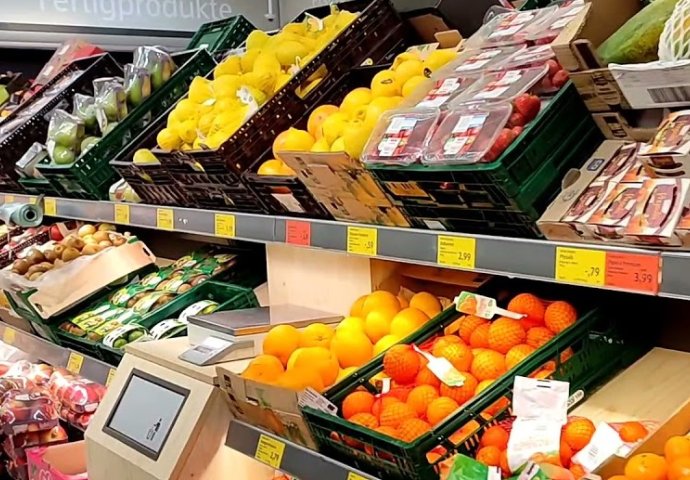 VELIKI LANAC SUPERMARKETA ZATVARA RADNJE, PAD POSLOVANJA: Industrijski div zapošljavao 34.000 radnika, sad prijeti bankrot