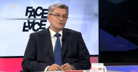 MEHMEDOVIĆ SPREMAN DO KRAJA OGOLITI STANJE U SDA: "Bakir je pokazao javnosti da je to njegova naslijeđena stranka! Rezultati, gdje sam ja pobjednik, puno govore!"