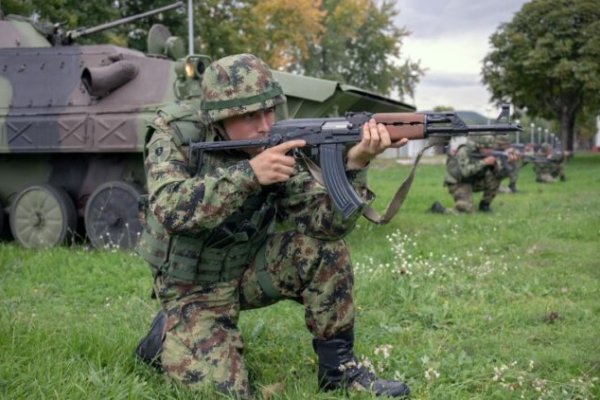 New York Times: Zašto SAD traže da Srbija pomjeri trupe sa granice sa Kosovom