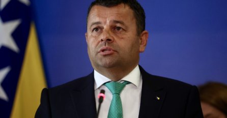 Hurtić o uništavanju zastava u Prijedoru: Nastavak višemjesečnih pritisaka na Bošnjake