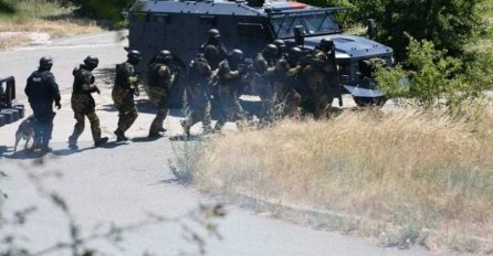 Nova akcija policije na Kosovu: Pronađena još jedna veća količina oružja