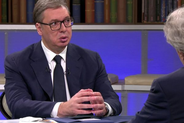 VUČIĆEVA MELODRAMA NA HAPPY TV: „Zbog posljednjih događaja na Kosovu Srbija će trpjeti posljedice, američki državni sekretar mi je djelovao uzbuđeno…“