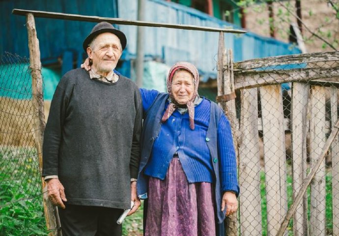 "SVE ŠTO SMO IMALI ULOŽILI SMO U SINA JEDINCA": Tužio nas je jer mu nije bilo dobro u stanu koji smo mu dali