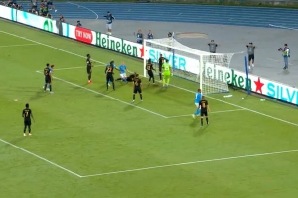 SVE KLJUČA PODNO VEZUVA! Atomski fudbal gledamo, sve je proključalo u 19. minuti, ali Real je odmah pokazao zube (VIDEO)