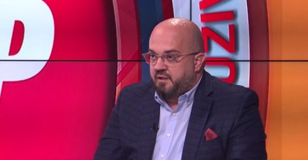 “Dvije godine mi metu na čelo stavljaju i šta se desilo? Šteta završio jednu prugu – krenuo drugu, stigli trolejbusi, stižu tramvaji…”