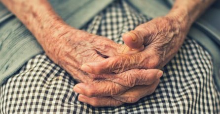 Ima 107 godina, a ovo je njena tajna za dug i sretan život: JEDNOSTAVNA JE I SVAKO MOŽE DA JE PRIMIJENI