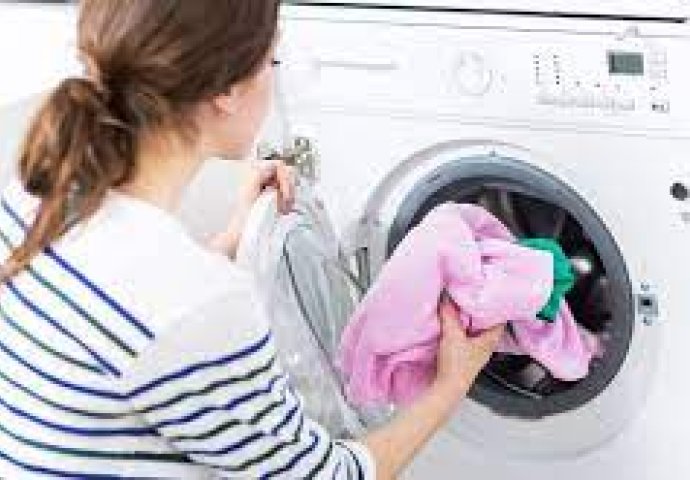 DA LI STE ZNALI: 7 grešaka kod pranja veša, pogledajte koje su 