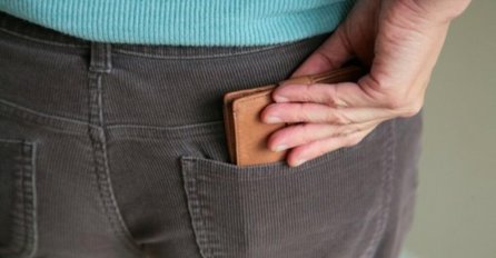 NAŠI STARI VJERUJU DA OVA SITNICA POD TEPIHOM DONOSI PARE U KUĆU: Satvite je UVEČER, sutra se već MIJENJAJU STVARI