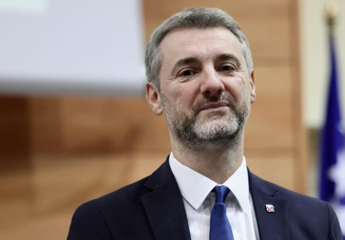 Forto napušta bivši Twitter zbog Elona Muska, poslao i oproštajnu poruku