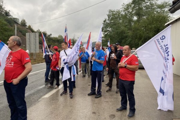 Danas novi skup podrške Dodiku i Lukiću