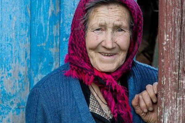 KAD RODITELJI OSTARE: Evo kako da brinete o njima, a da nikome ne bude teško