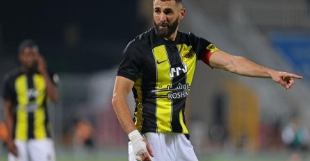 BENZEMA NA ŽESTOKOM UDARU ZBOG PODRŠKE GAZI! Slavni as objavom izazvao GNJEV! Bivši golman ga brutalno izvrijeđao na PET JEZIKA!