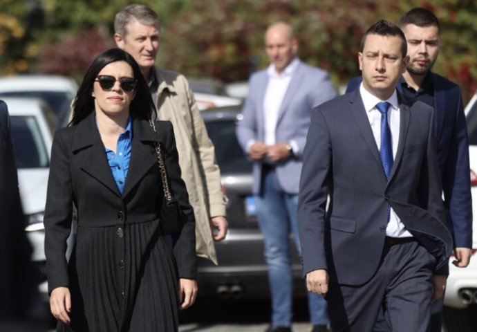 Stigla podrška Miloradu Dodiku u Sud BiH (FOTO)