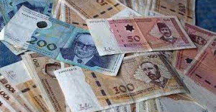 U FBiH prosječna neto plata u augustu 1.281 KM: POGLEDAJTE ZA KOJA ZANIMANJA JE POVEĆANA, A ZA KOJA SMANJENA 