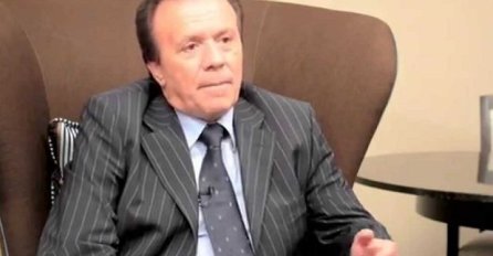 DR. SIMONCINI: ‘Liječite rak sodom bikarbonom’! Donosimo recept i revolucionarno otkriće o raku koje se taji!