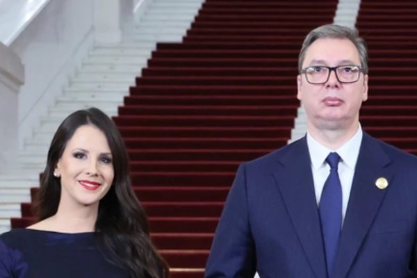 POGLEDAJTE HALJINU KOJU JE OBUKLA TAMARA VUČIĆ U KINI: Svi u 1 detalj gledaju!