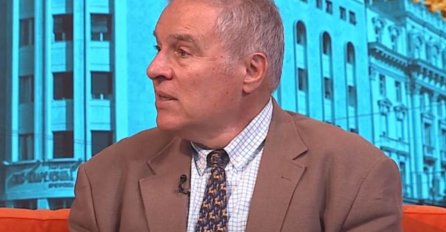 BOLEST JE TAKO PODMUKLA, DA NATJERA LJUDE DA ŽIVE U LAŽI: "Mislite da idete u WC jer ste pili više vode, a ovo je ISTINA"