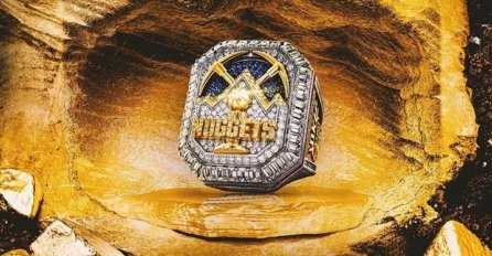 Jokić sinoć dobio prsten sa skrivenim pretincem: POGLEDAJTE ŠTA SE UNUTRA NALAZI