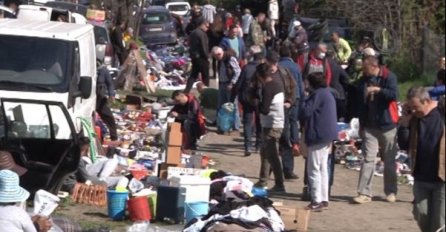 NA PIJACI U PANČEVU UKRALI ŽENSKI RUKSAK: Evo šta su u njemu pronašli