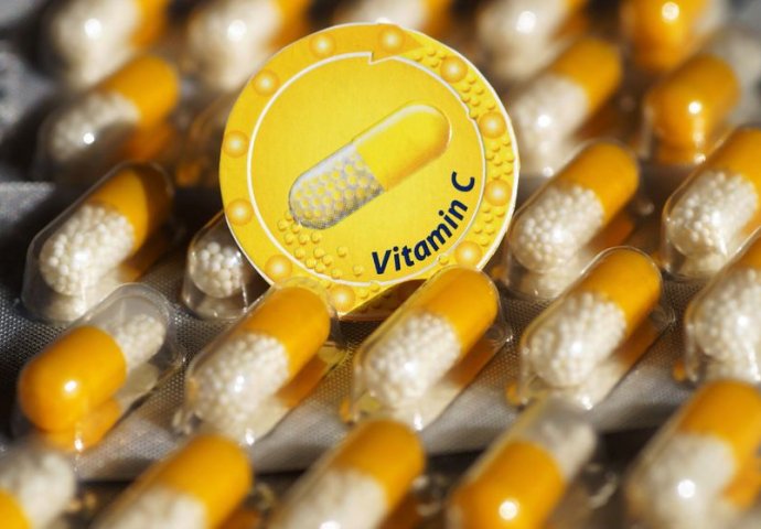 OBRATITE PAŽNJU: Ovi znakovi ukazuju da imate VIŠAK VITAMINA C