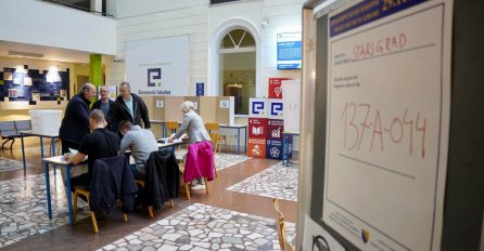 Otvorena biračka mjesta u Starom Gradu: Građani biraju gradonačelnika