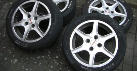 DOBROO SE PRIPREMITE! NAREDNE SEDMICE OBAVEZNA ZIMSKA OPREMA NA VOZILIMA : Evo kakve su kazne ukoliko je nemate 